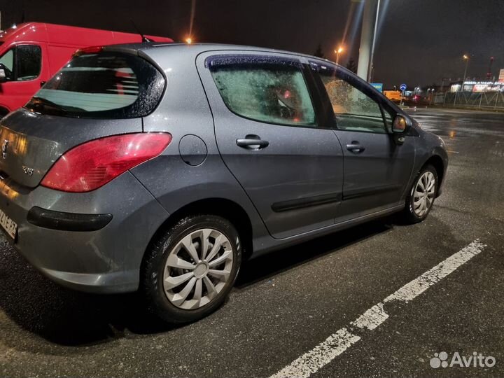 Peugeot 308 1.6 AT, 2010, 164 104 км