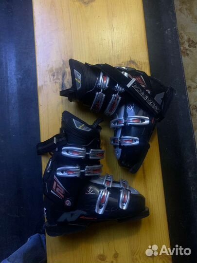 Горнолыжные ботинки