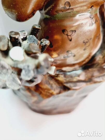 Статуэтка Китаец с трубкой и хворостом. Есть дефек