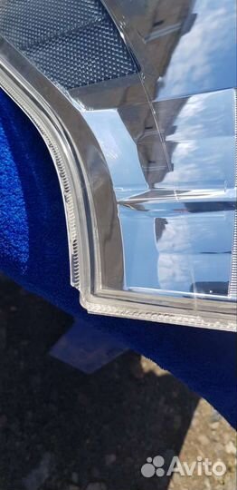 Продам задние фонари тойота приус альфа