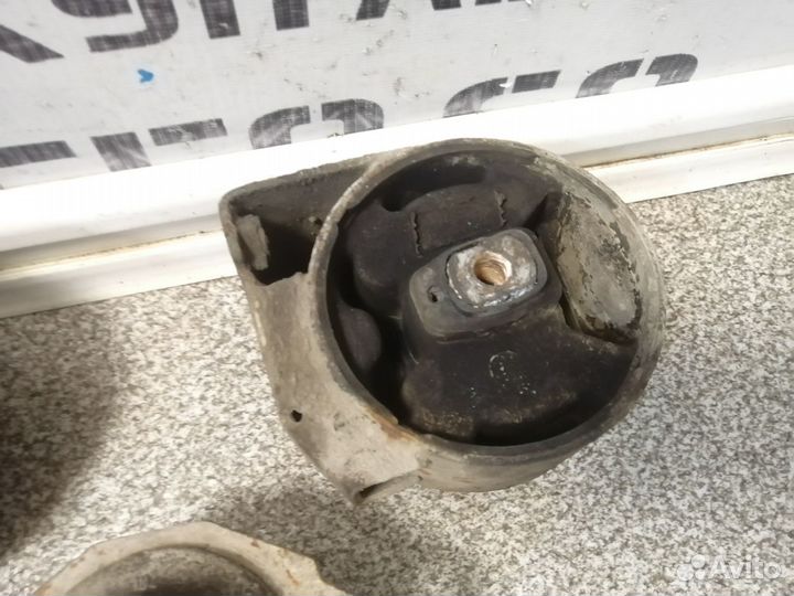 Опора двигателя для VW Golf 2 / Jetta 2