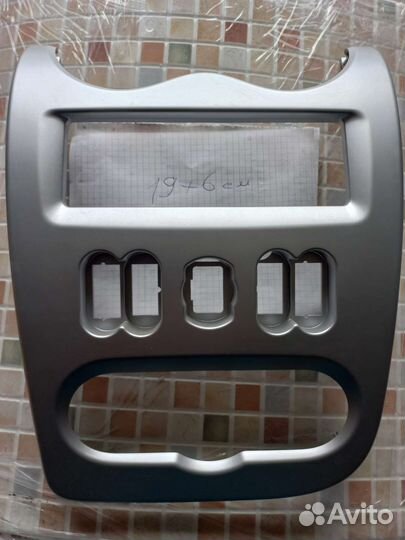 Рамка под автомагнитолу рено логан1, вырез 19х6см