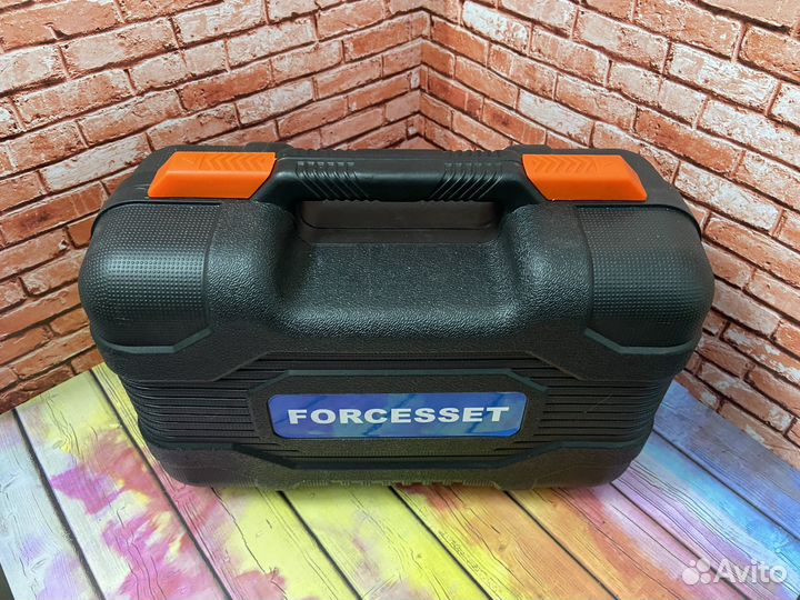 Компрессор автомобильный двухпоршневой