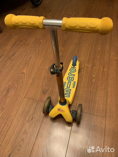 Самокат Micro Mini Deluxe
