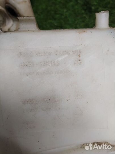 Бачок омывателя ford focus II