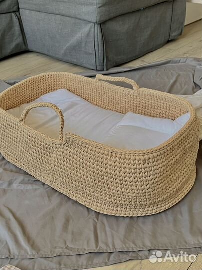 Вязаная люлька для новорожденного