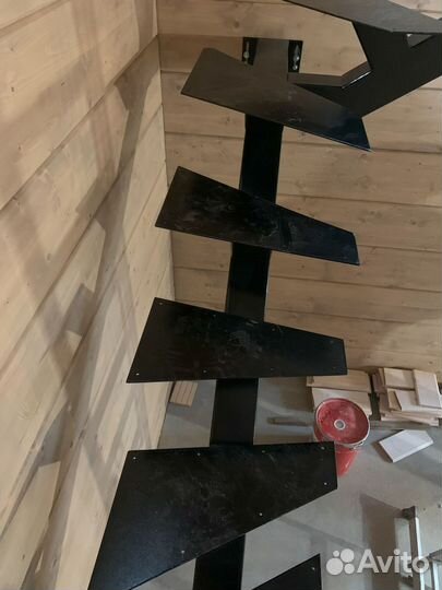 Лестница металлическая под ключ