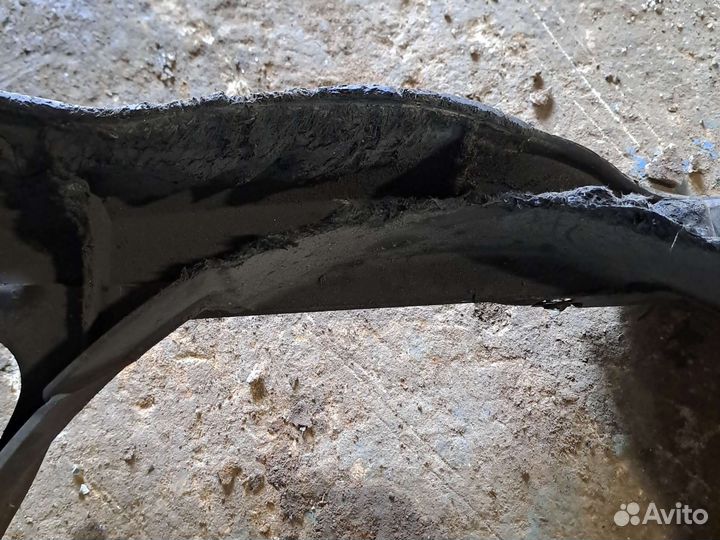 Передняя панель (телевизор) Volkswagen Passat B5