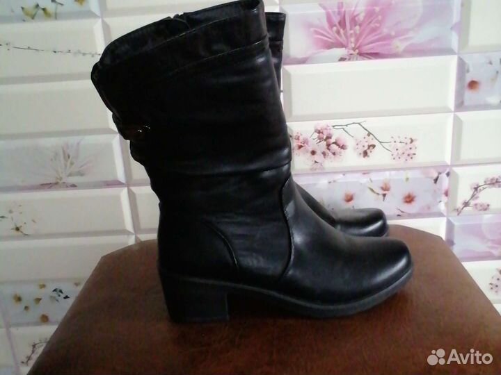 Сапоги женские зимние 39 размер, новые, маломерят