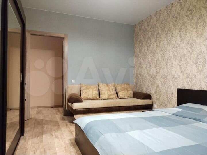 2-к. квартира, 67 м², 2/18 эт.