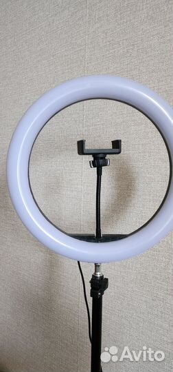 Лампа светодиодная кольцевая RGB