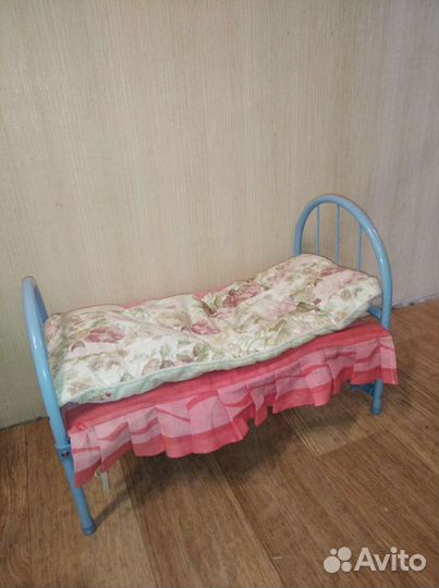 Кроватка для кукол