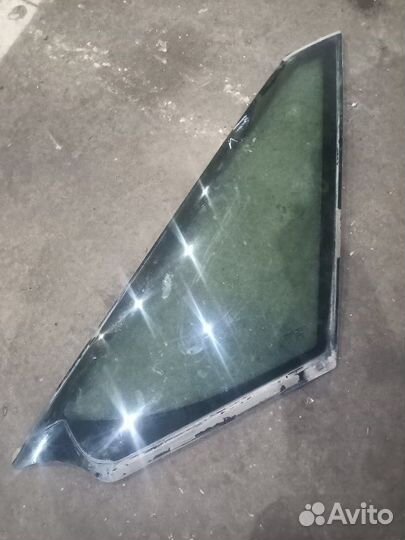 Стекло кузовное боковое левое Renault Espace 3 JE