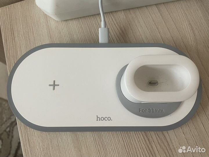 Беспроводная зарядка 3 в 1