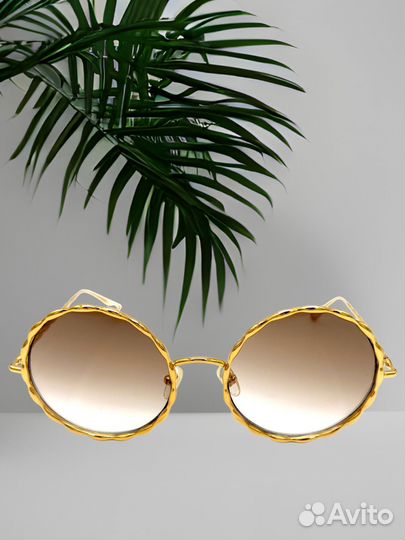 Очки солнцезащитные женские брендовые