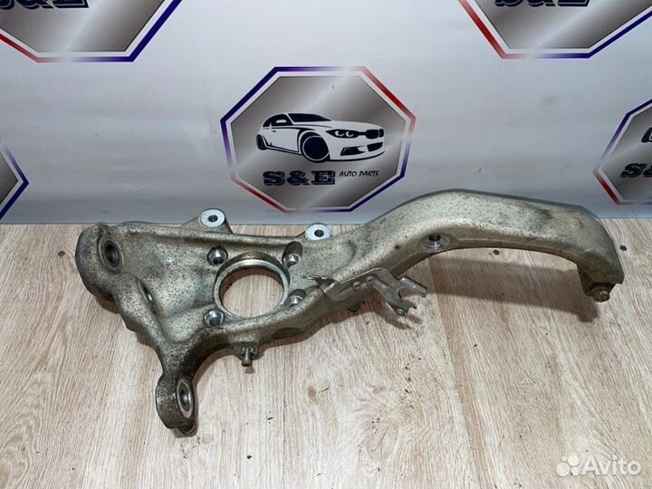 Кулак поворотный передний левый Bmw X5 E70