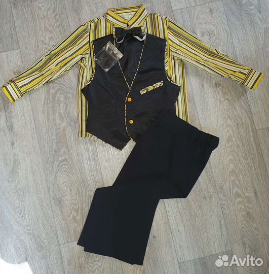 Костюм для мальчика новый