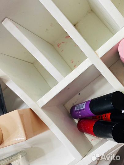 Комод для косметики