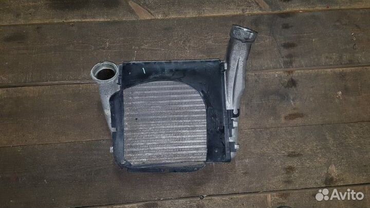 Интеркулер правый Porsche Cayenne 957 48.51 2009