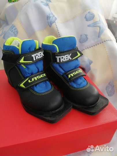 Лыжные ботинки детские 32р