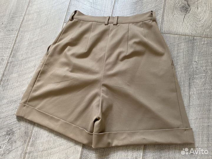 Женские брючные шорты бермуды размер 40 42