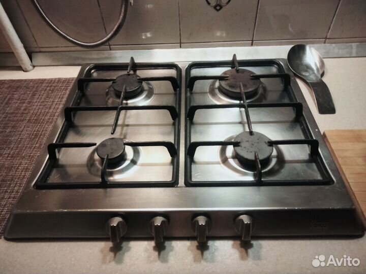 Газовая варочная панель 4 конфорки