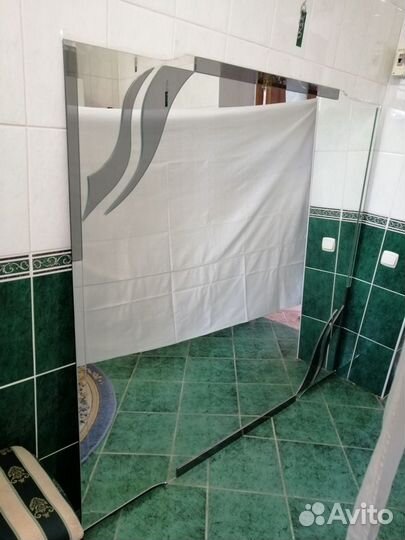 Зеркало настенное