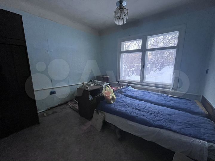 Комната 27 м² в 2-к., 1/1 эт.