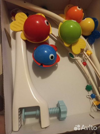 Мобиль/карусель на кроватку новый