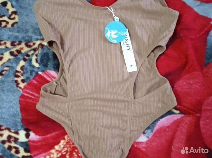 Купальники