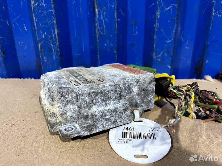 Блок srs airbag Audi A3 8P