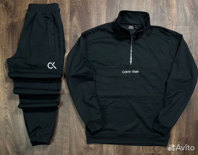 Спортивный костюм Calvin Klein