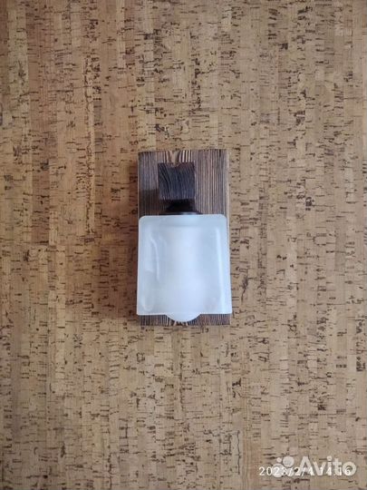 Бра из дерева