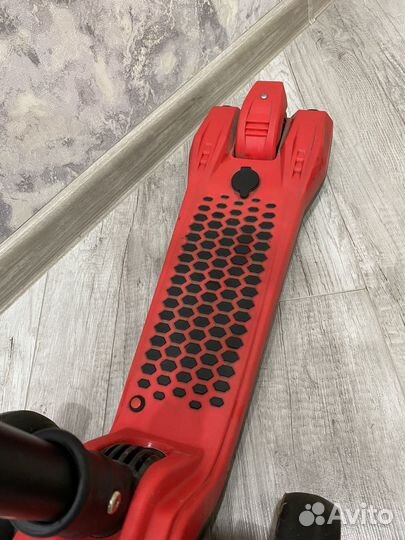 Самокат детский трехколесный kreiss