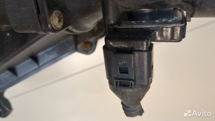 Корпус воздушного фильтра Skoda Octavia Tour, 2001