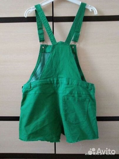 Джинсовый комбинезон