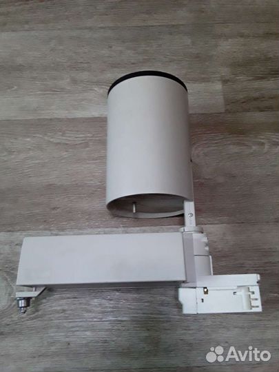 Трековые светильники бу