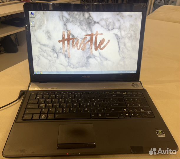 Ноутбук asus