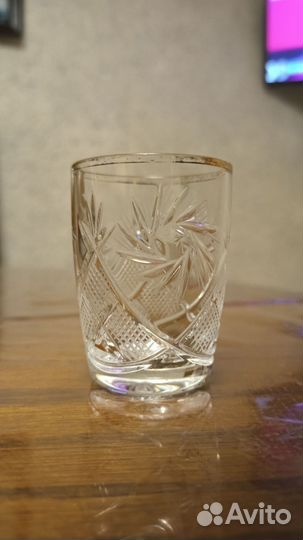 Хрустальные рюмки