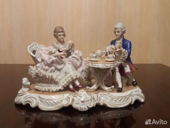 Фарфоровая фигурка Европа