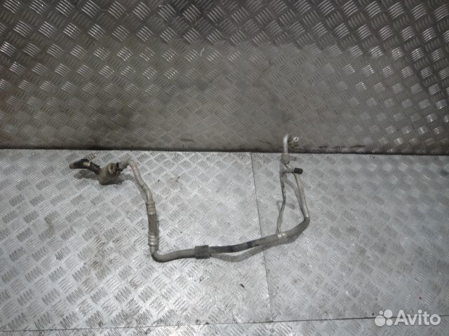 Трубка кондиционера Touareg (02-10) /Cayenne (03-10) 4.5 б\у 1 (арт. 7L0820017E)