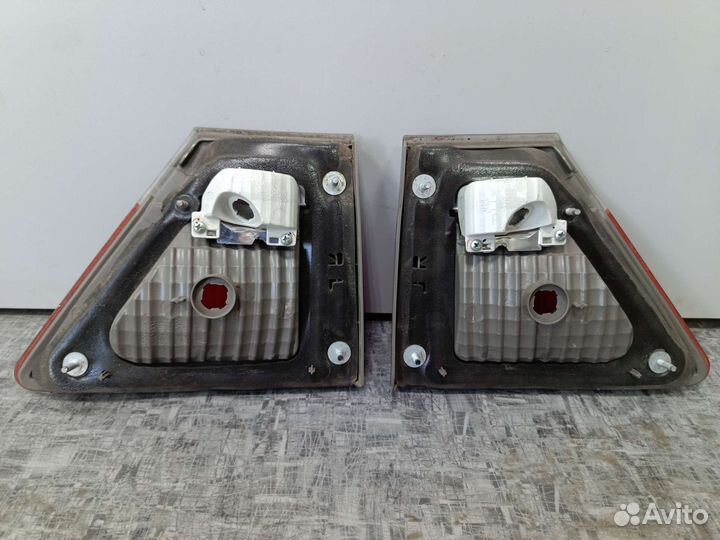 Стоп сигналы в крышку багажника Honda Airwave