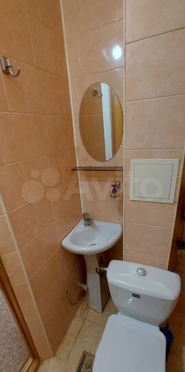 2-к. квартира, 72,6 м², 1/8 эт.