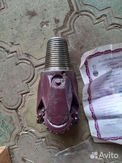 Долото шарошечное буровой инструмент коронки