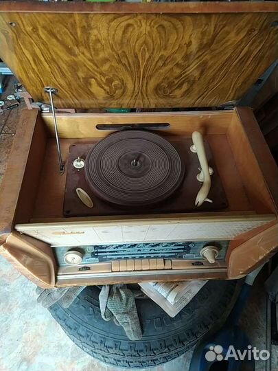 Радиола Латвия