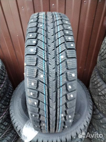 DoubleStar DW07 205/70 R15 96T