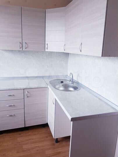 2-к. квартира, 52 м², 6/16 эт.