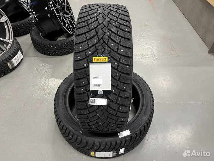 Pirelli Scorpion Ice Zero 2 255/45 R20 105H