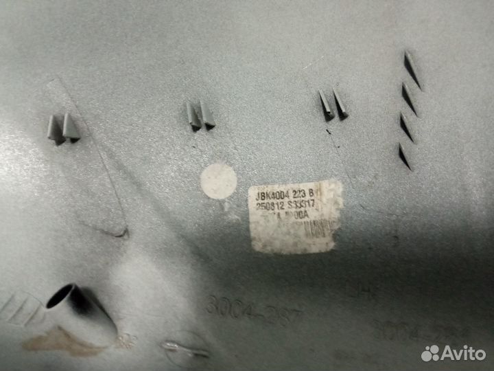 Накладка колпак левый зеркало Nissan Qashqai j10