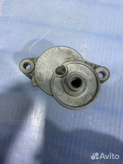 Натяжитель ролика Renault sandero stepway